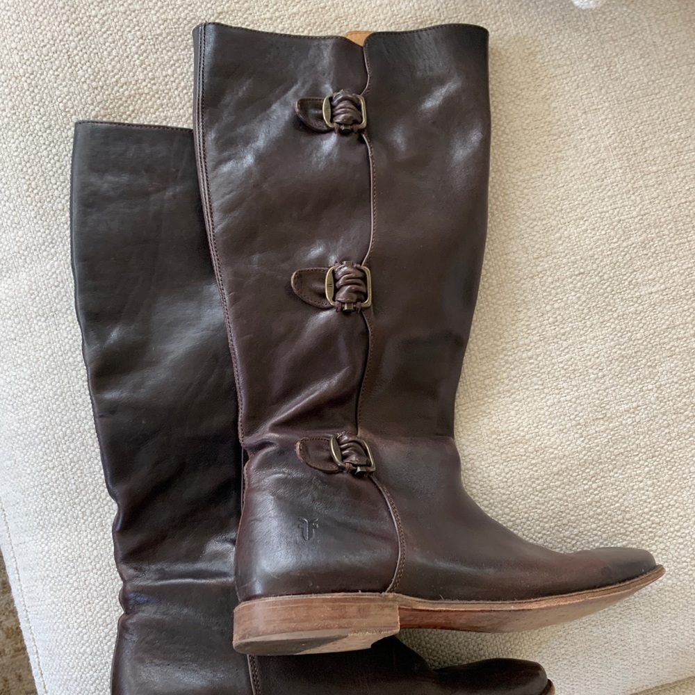 Frye chocolate brown riding boot 9.5